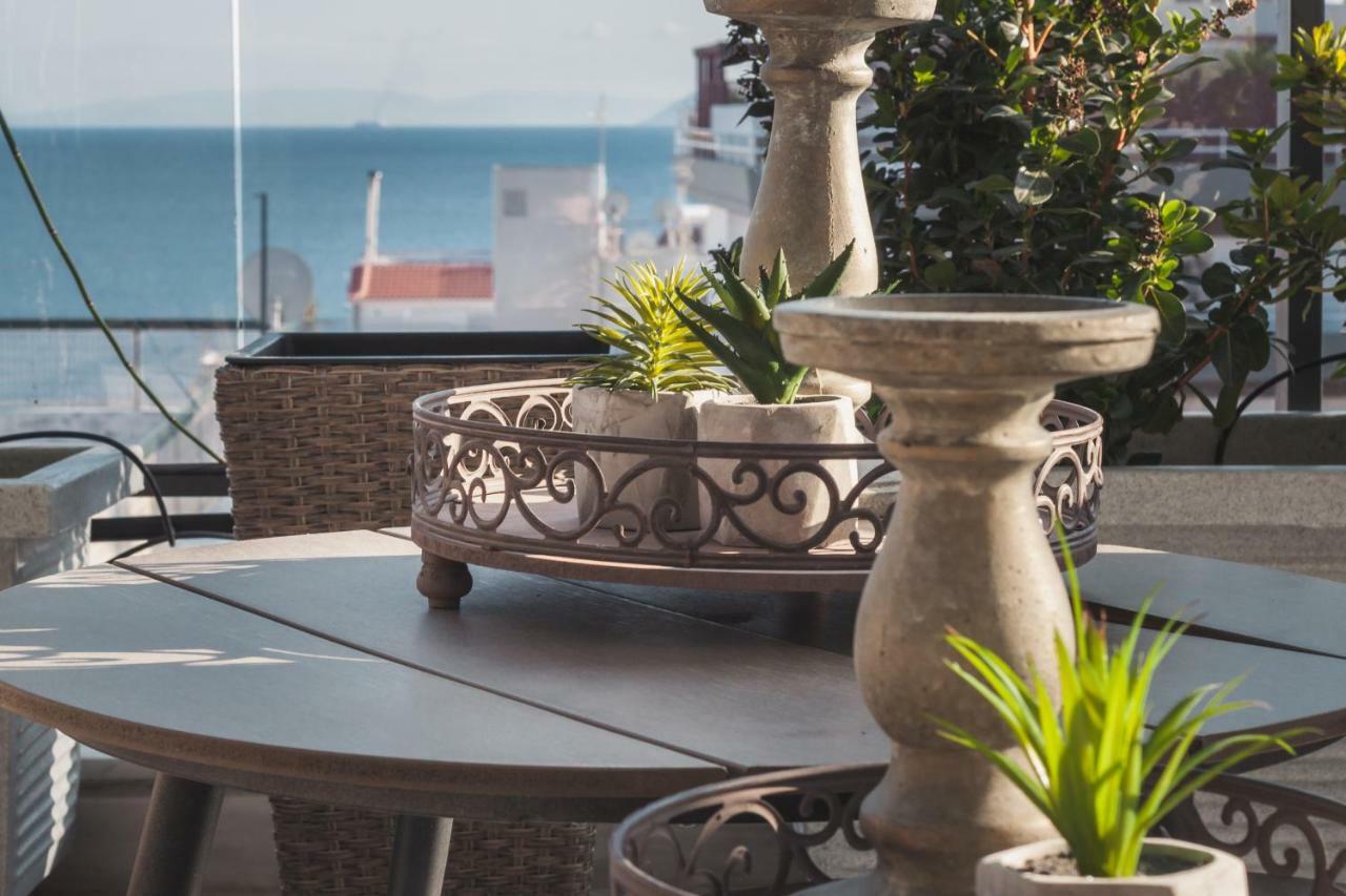 Sea View Super Romantic Apartment Atenas Exterior foto